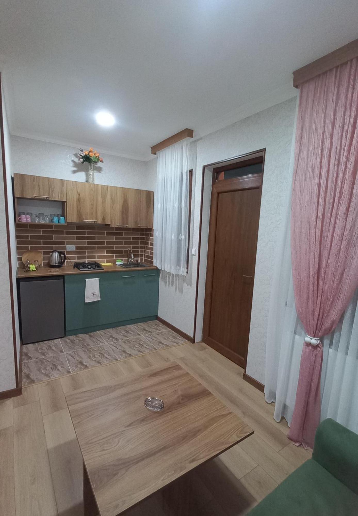 Guest House Borjomula Borjomi Phòng bức ảnh